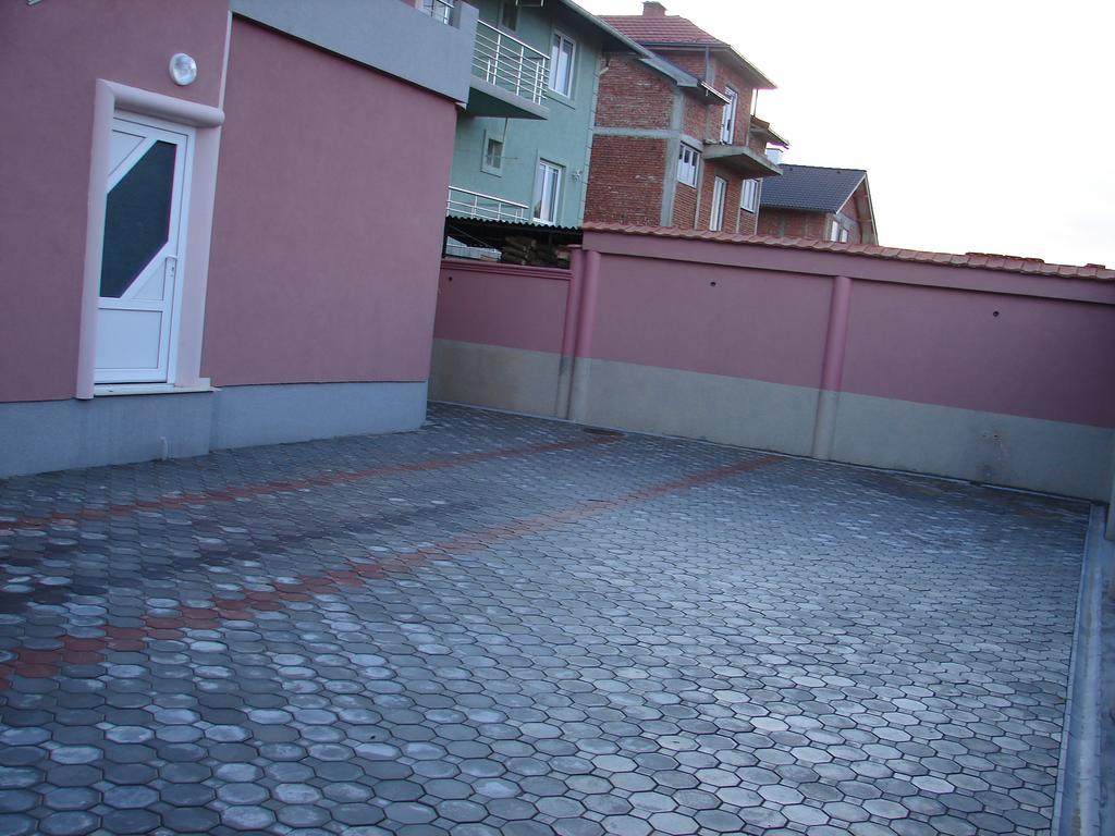 Hotel Vila Mitic Luxx Spa Centar Leskovac  Extérieur photo